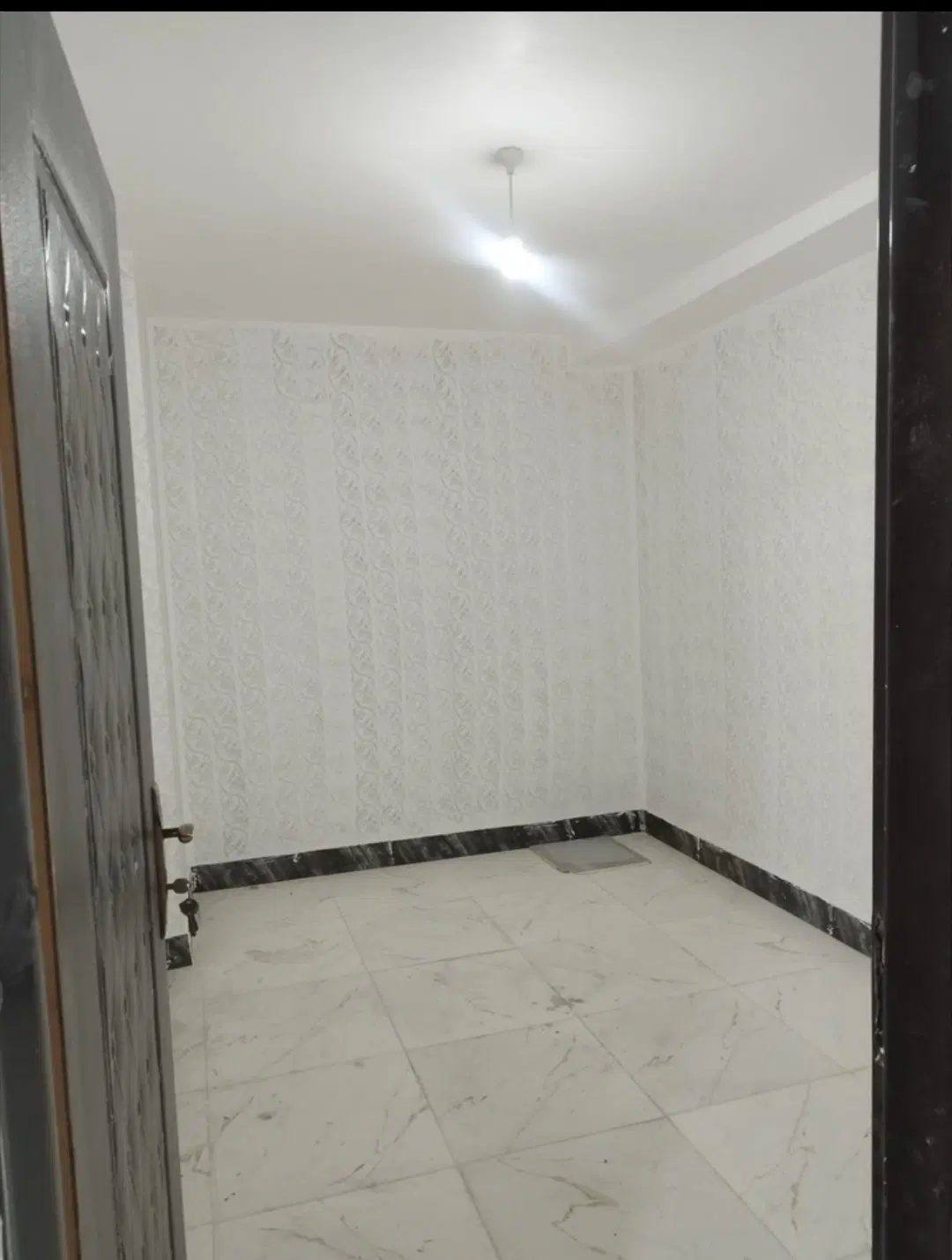 فروش یک واحد آپارتمان
