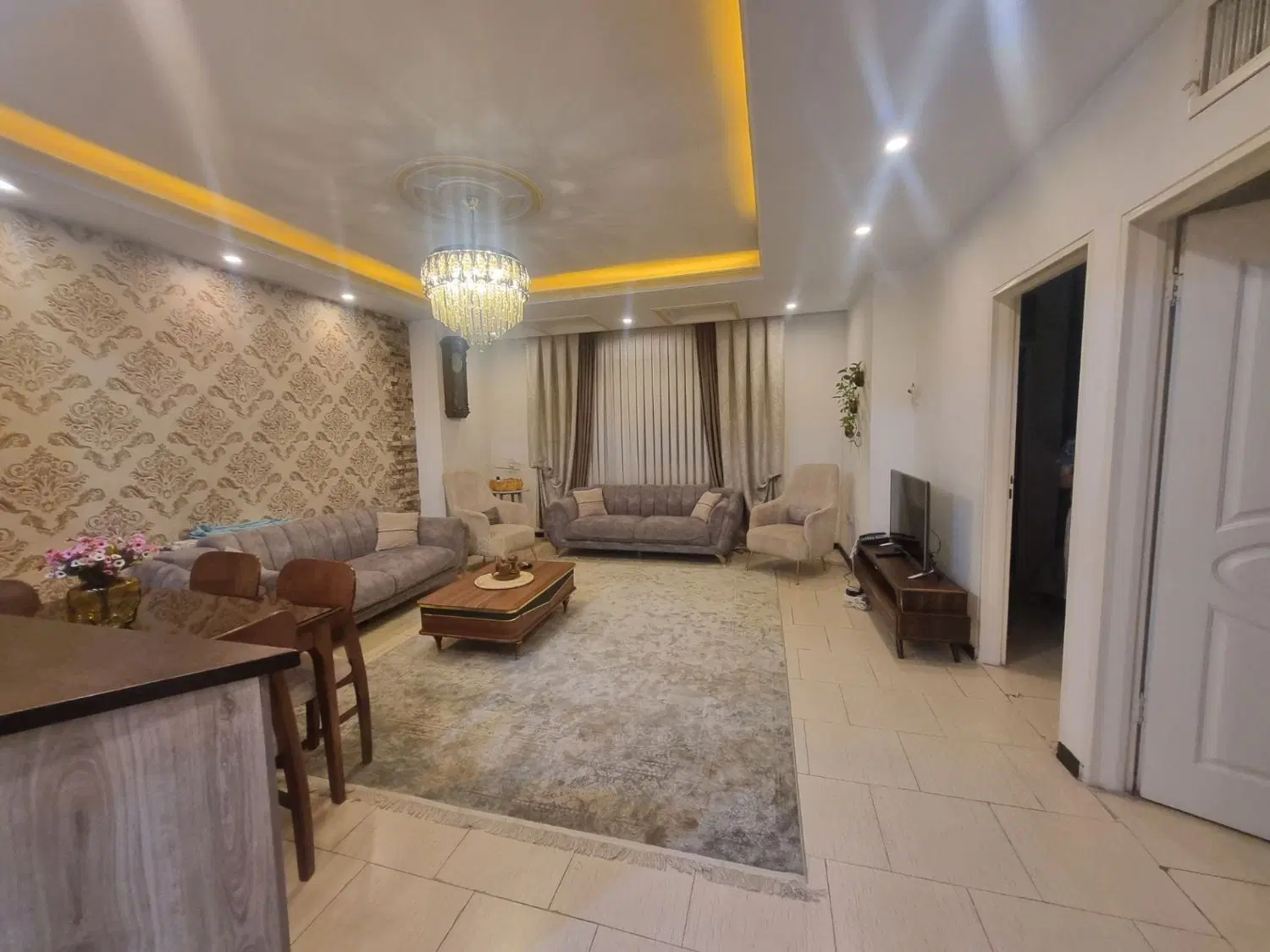 فروش آپاراتمان ۷۰متری ۲خواب سند تک برگ