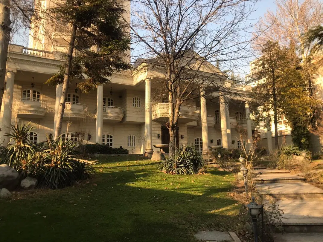 ویلای ۱۰۰۰ متری ورودی ۴ باندی