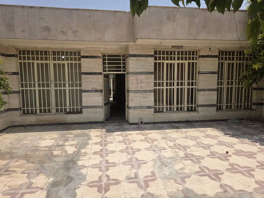 ویلایی دو کله کلنگی ۲۱۰متر