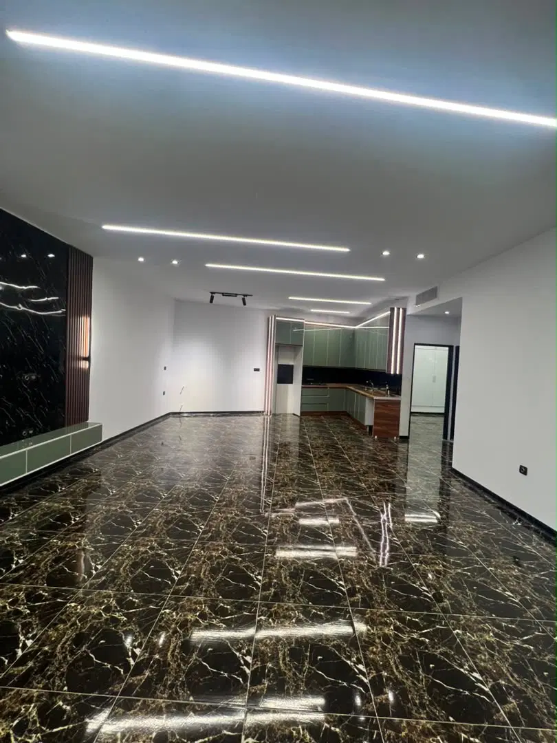 باغ ویلا مدرن** سندار*انشعابات تکمیل