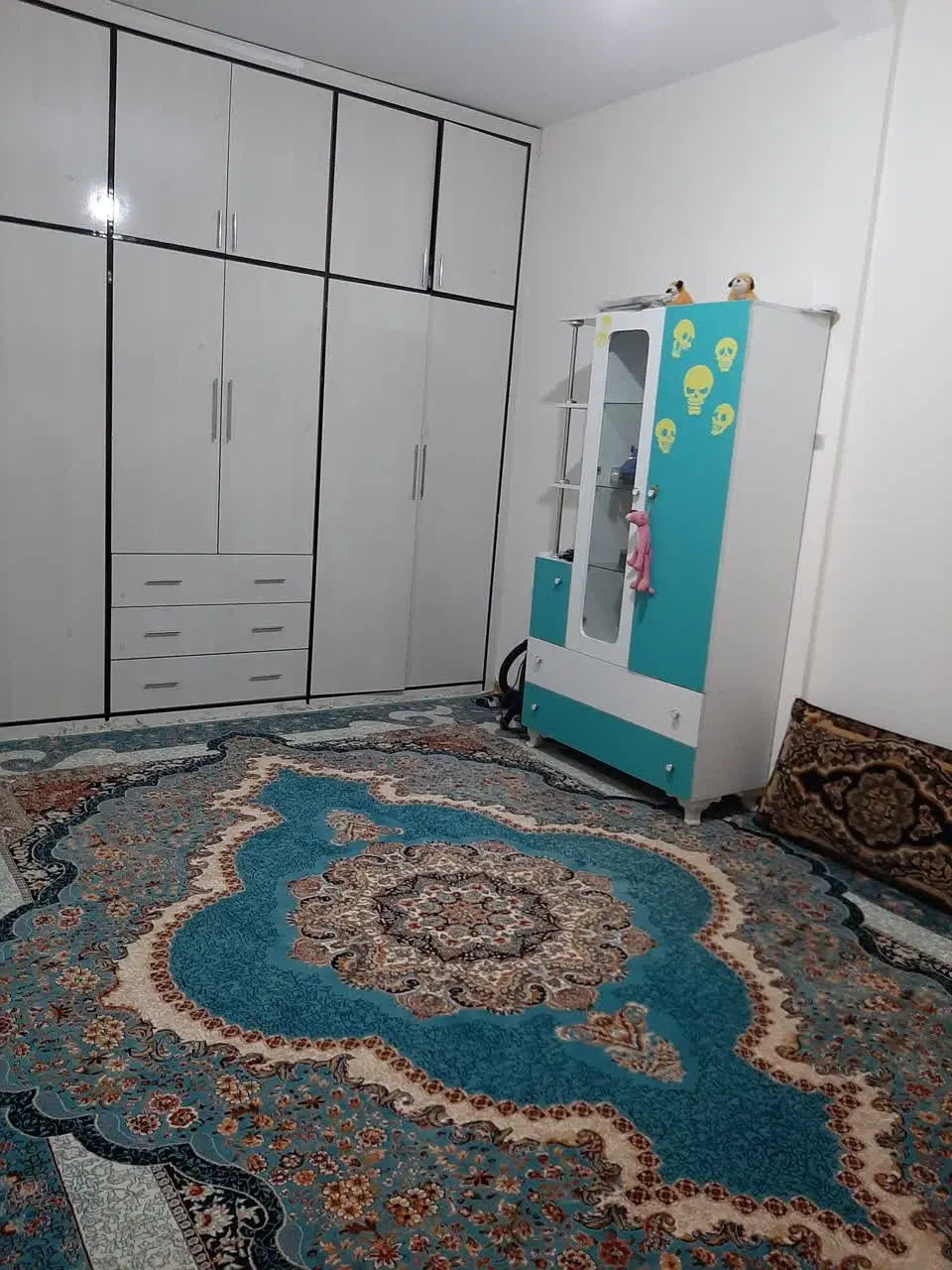 آپارتمان ۱۳۵ متری نورگیر عالی