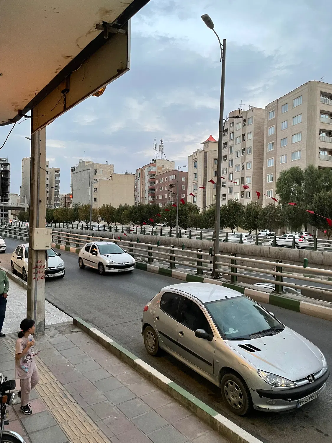 ۲۰متر تجاری __بحر بلوار محمد نژاد__ خوش قیمت