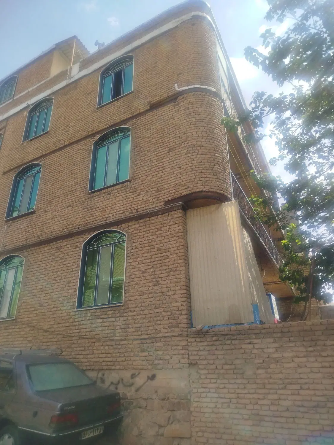 خانه  در اول حسن آباد