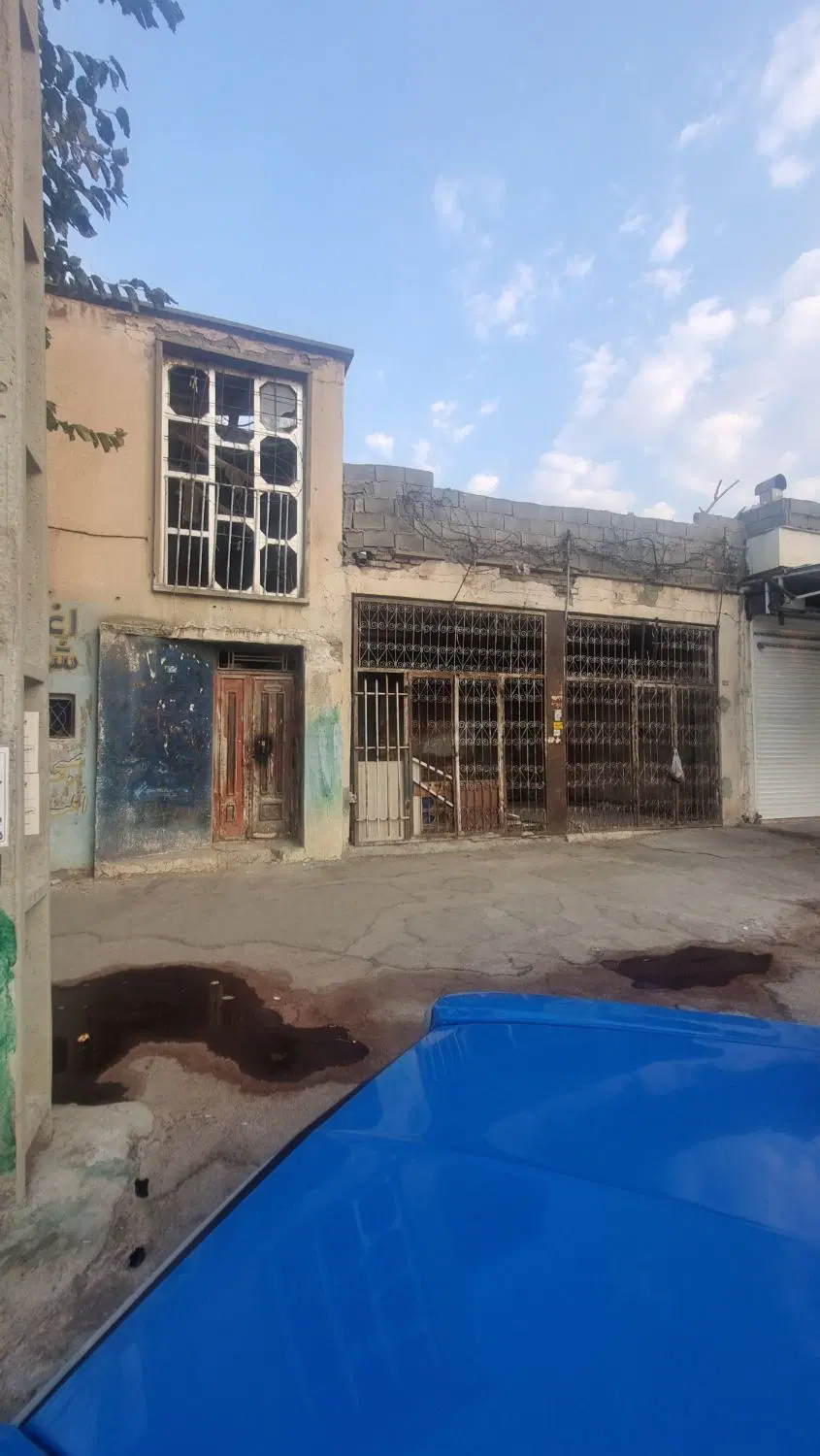 فروش ملک ۲۰۰ متری بر خیابان