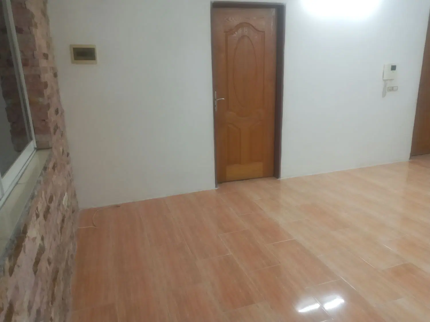 اجاره آپارتمان طبقه۱  منزلی شیک جای ساکت آرام