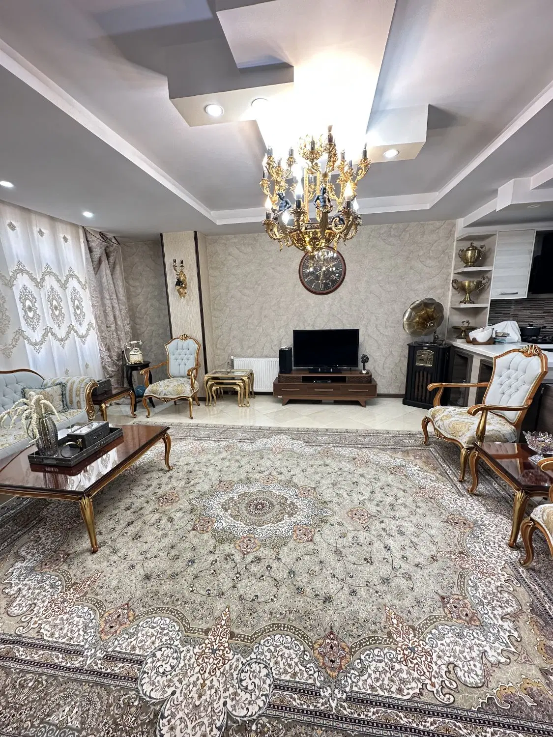 آپارتمان کوهپایه3 80متری