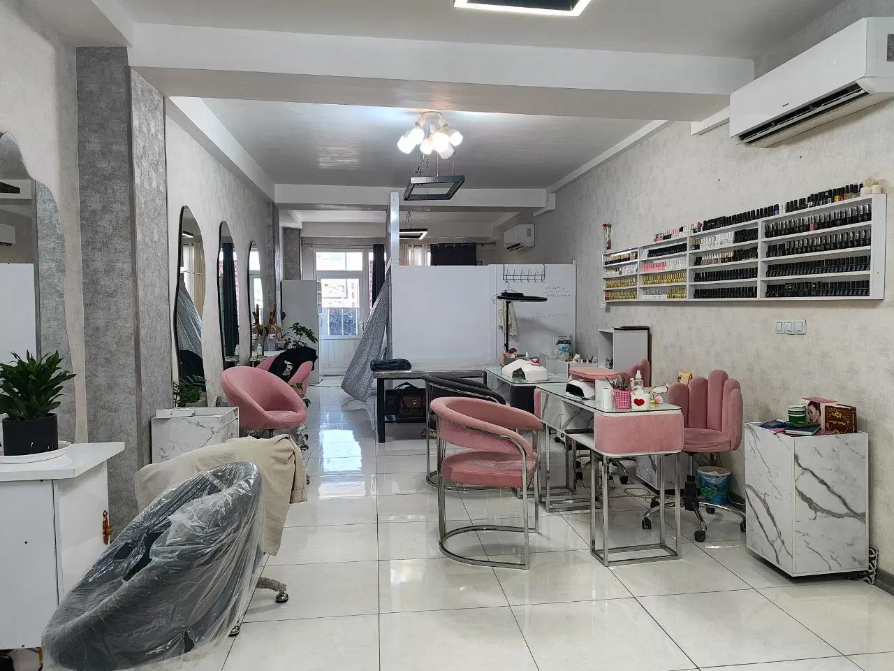 اجاره لاین های سالن زیبایی به افراد حرفه ای