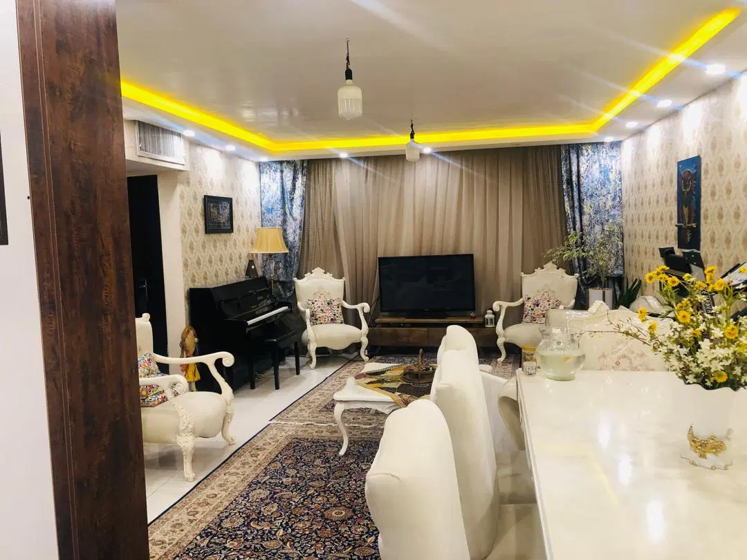 اپارتمان شهرک سبحان طلاییه ۱۰۴متر