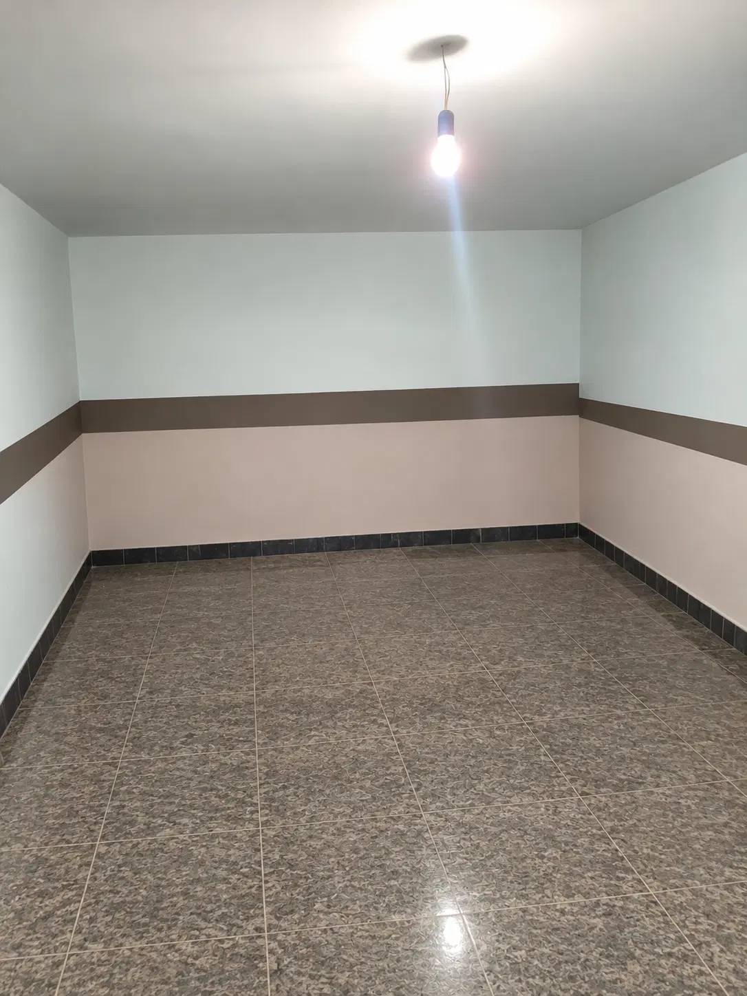 اجاره مغازه مناسب برای پارکینگ یا انباری