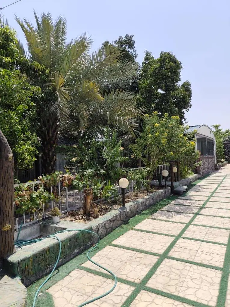 خونه‌ باغ‌ موقعیت عالی