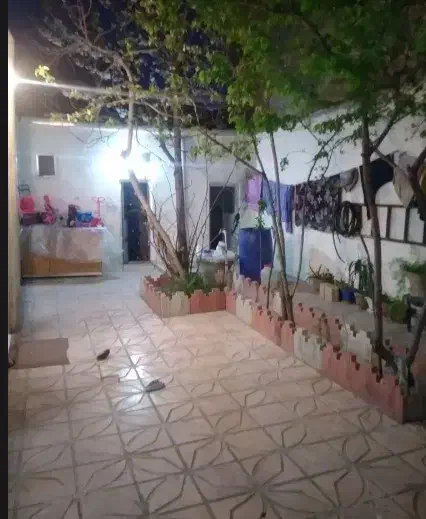 حیاط ویلایی منجم