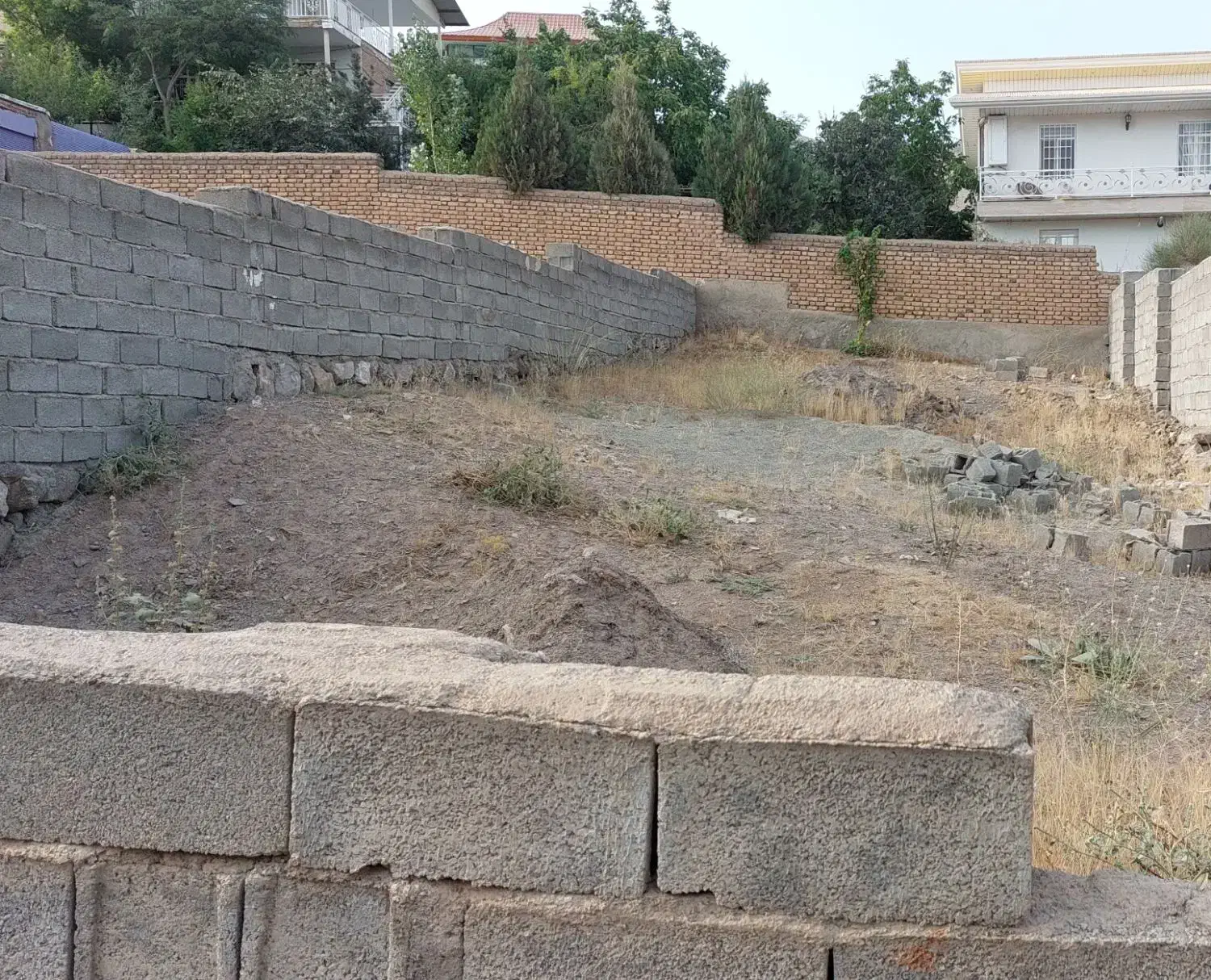 فروش یک قطعه زمین مسکونی