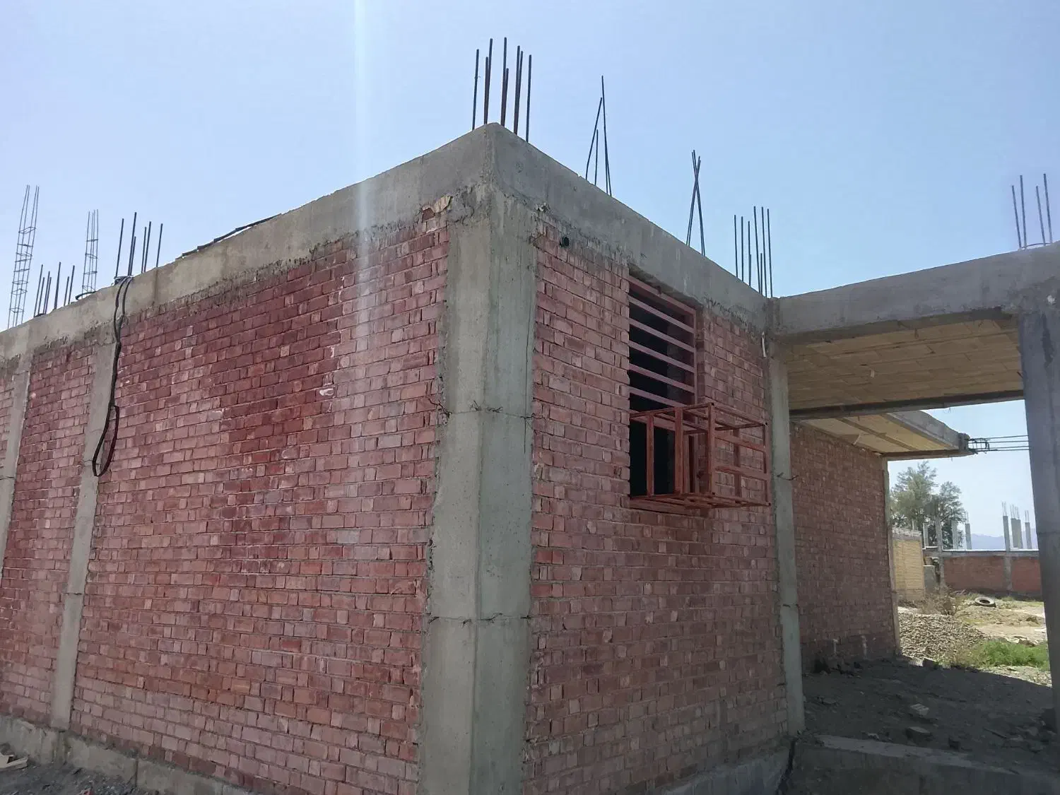 فروش منزل مسکونی  در حال ساخت