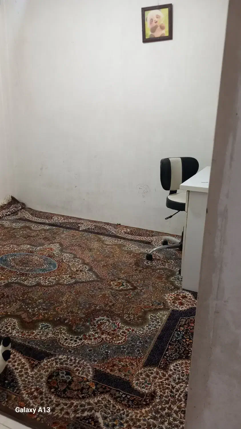 ساختمان سه طبقه