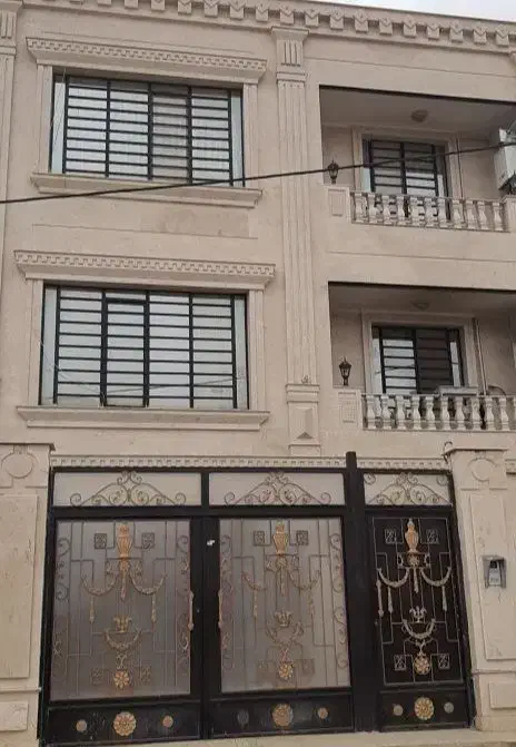 ویلایی طبقه دو روی پیلوت