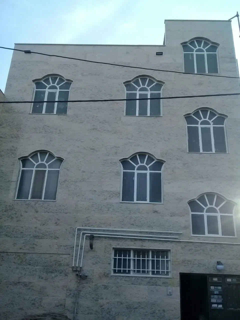 فر‌وش واحد مسکونی