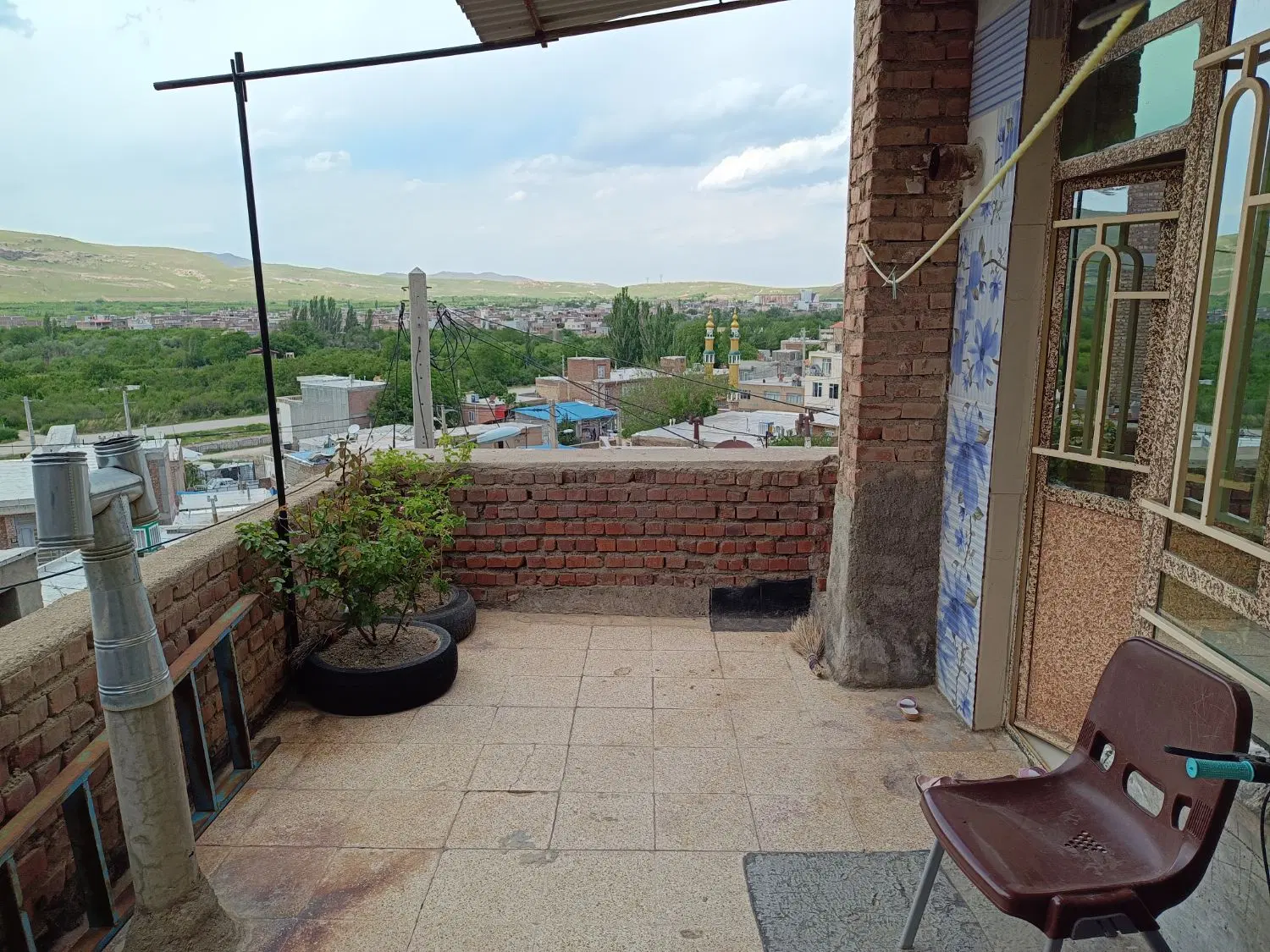 اجاره خانه مسکونی واقع در شهرک خانقاه