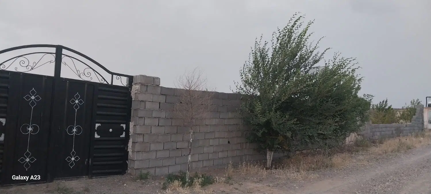 باغ ۱۰۰۰ متری