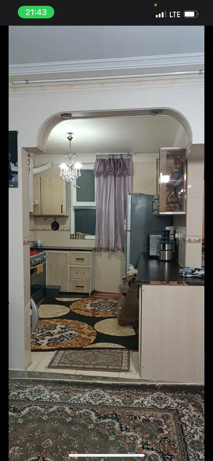 اپارتمان تک واحده غرق نور