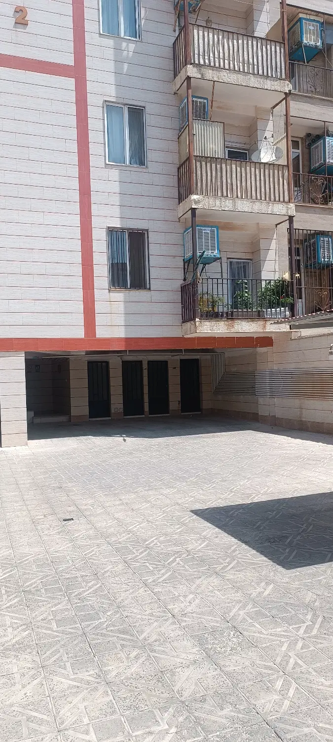 فروش یک واحد مسکونی ۸۵ متری