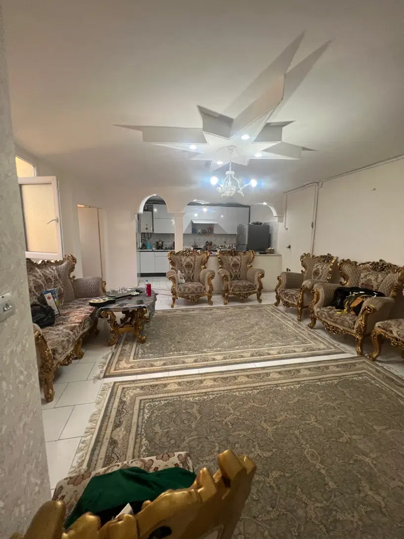 مالک هستم_۶۵متر یکم شرقی‌ بهترین خیابان اندیشه