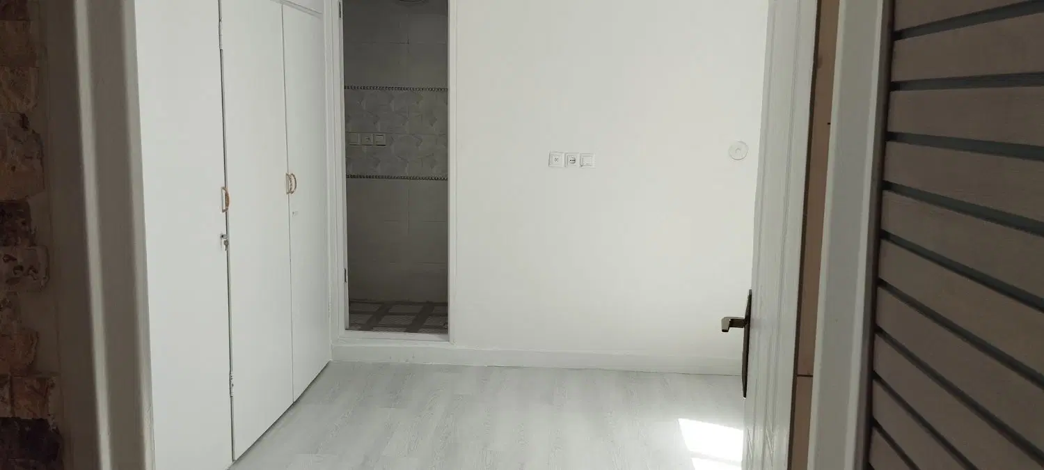 آپارتمان ۱۰۷ متری شهرک بعثت