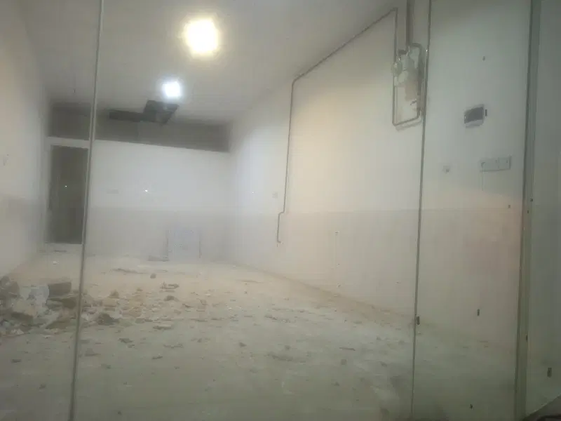 مغازه ۳۸ متری حاشیه امام دوست