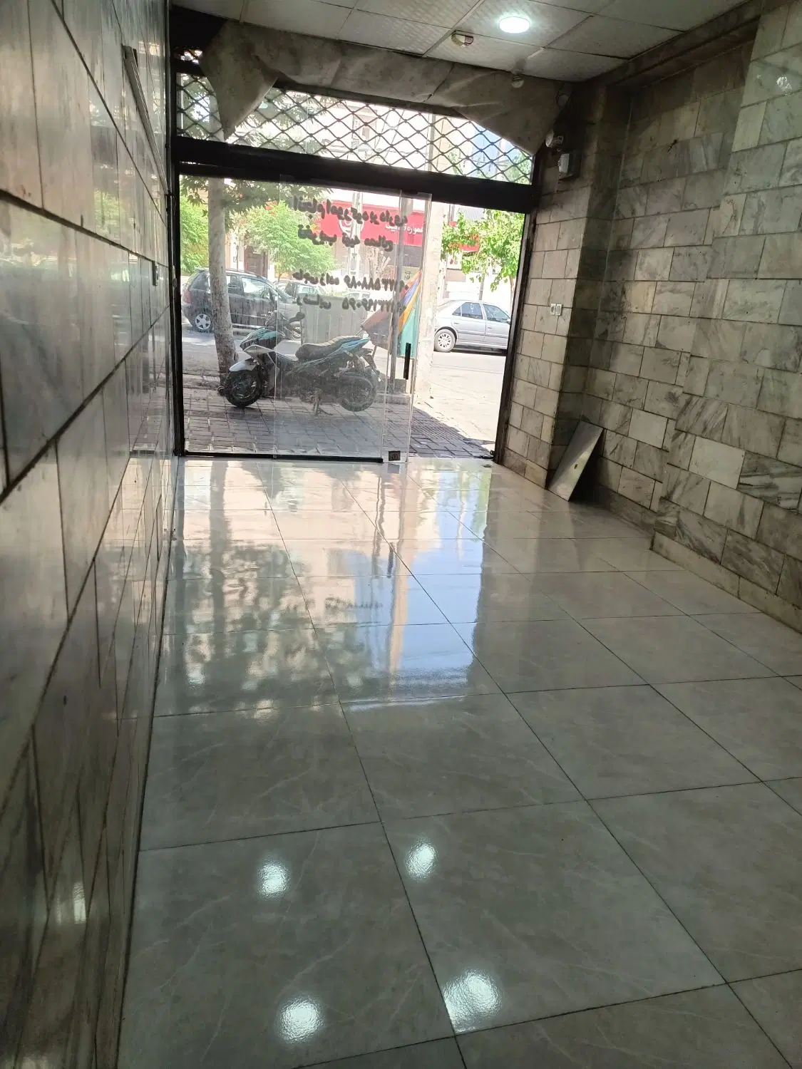 ۲۳متر مغازه تجاری بر بلوار