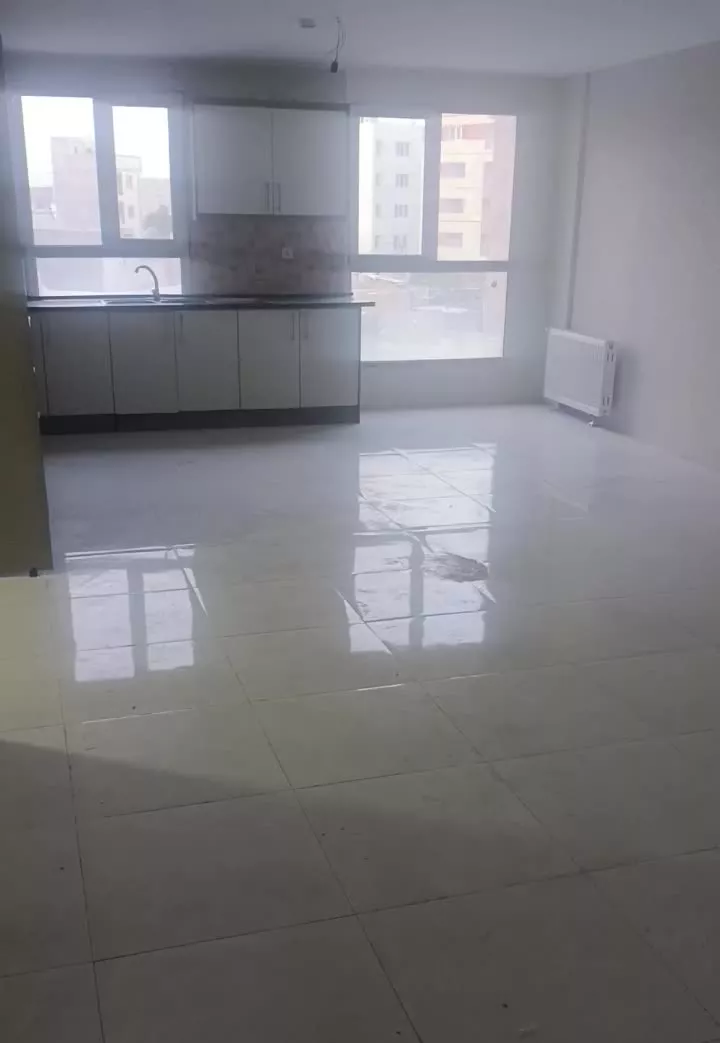 85متری املاک پارسیان