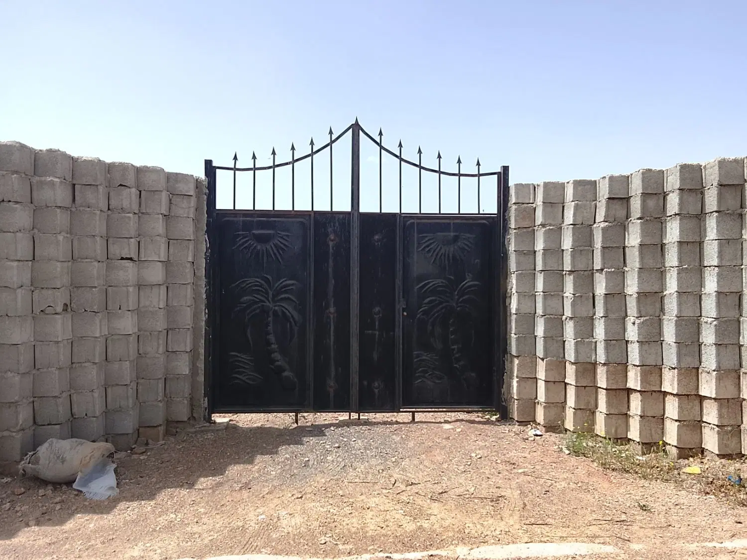 باغ نهضت اباد1000متری