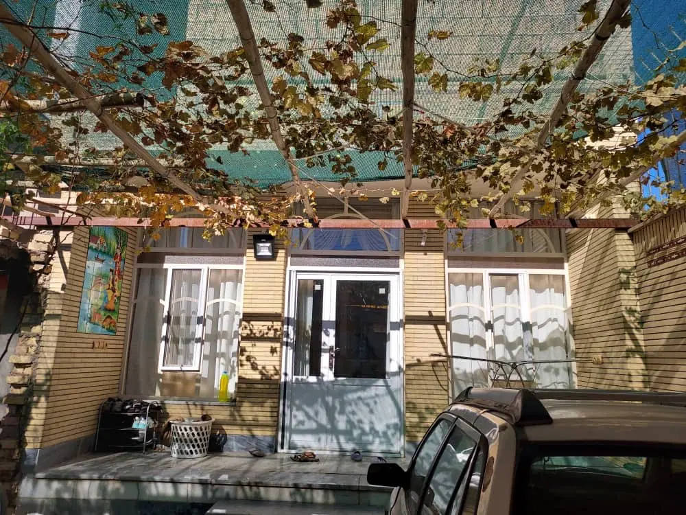 منزل ویلایی نزدیک استخر شاهین
