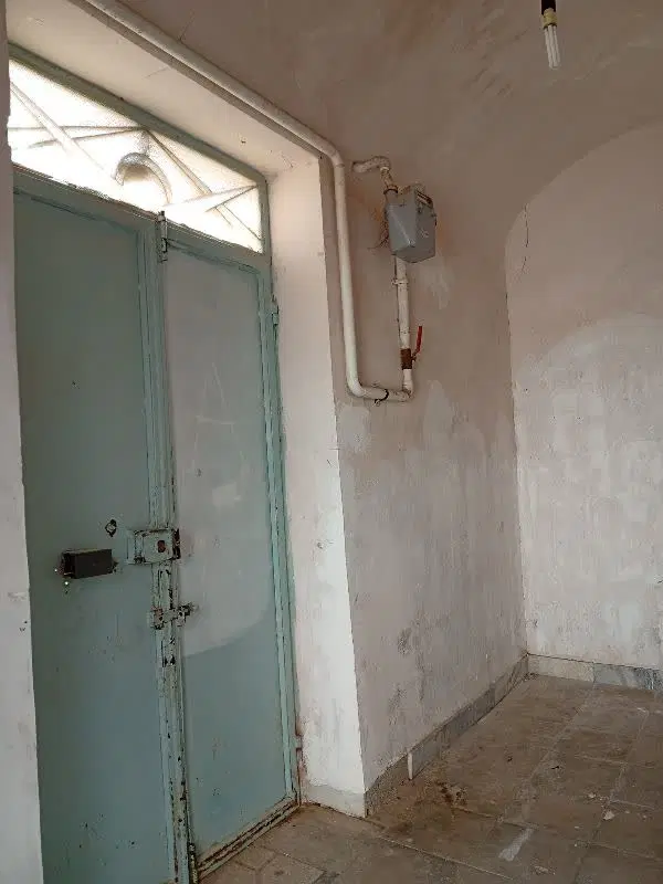 خانه قدیمی سالم مرکز شهر