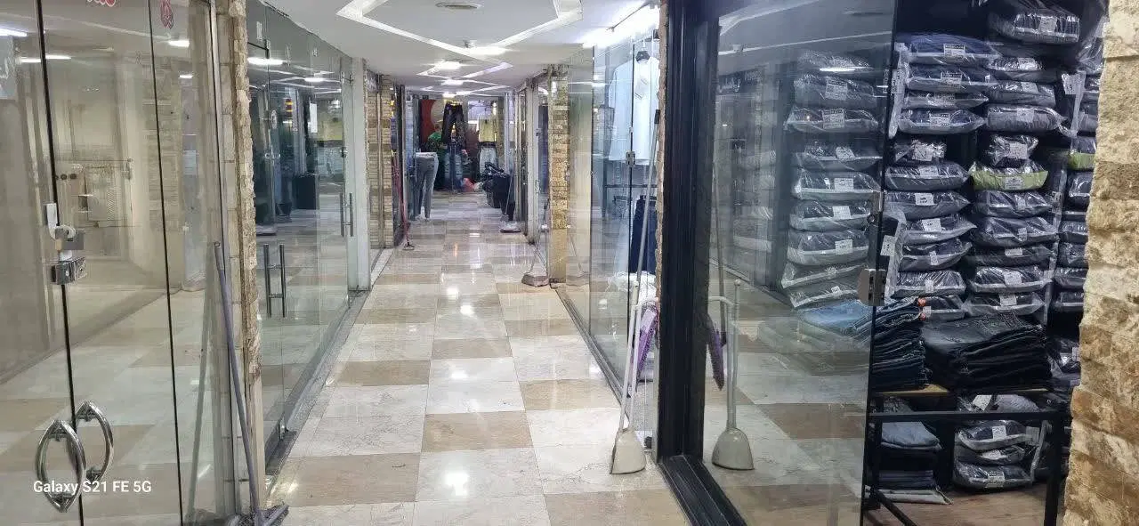 اجاره مغازه لباس عمده  در بازار آهنگران