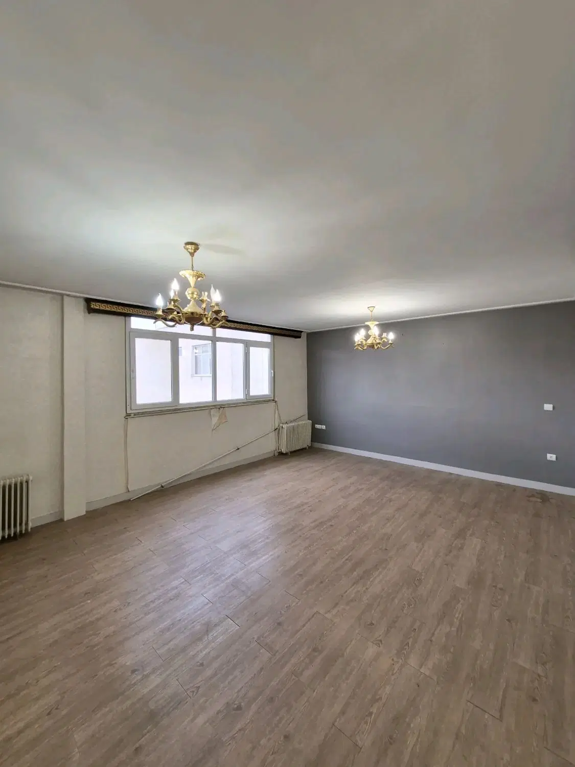 ۱۱۰متر_محله‌دنج و آروم_دوخواب_پارکینگ_به قیمت