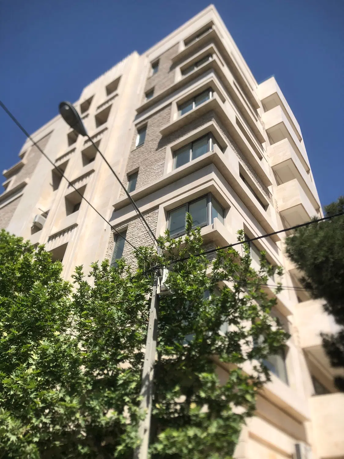 فروش یکجا ۶ واحدصفر۱۸۶ متری_مسکونی اداری_وکیل اباد