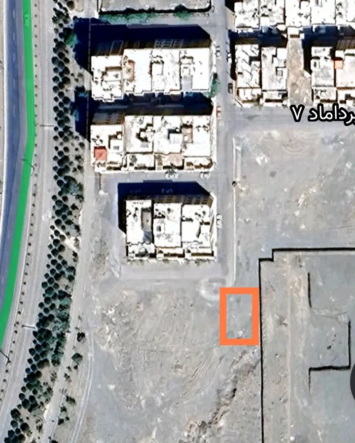 زمین تجاری