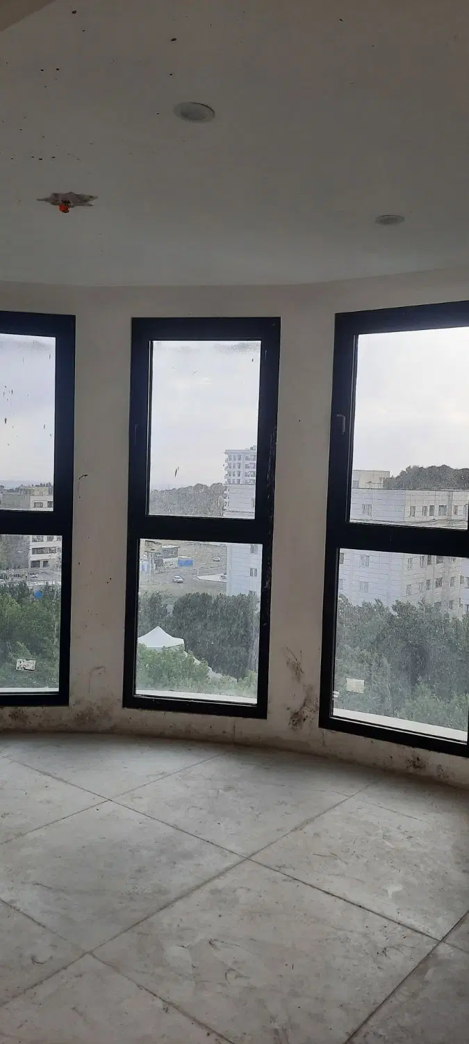 ۱۶۵ متر نوساز ۳ پارکینگ موقعیت اداری