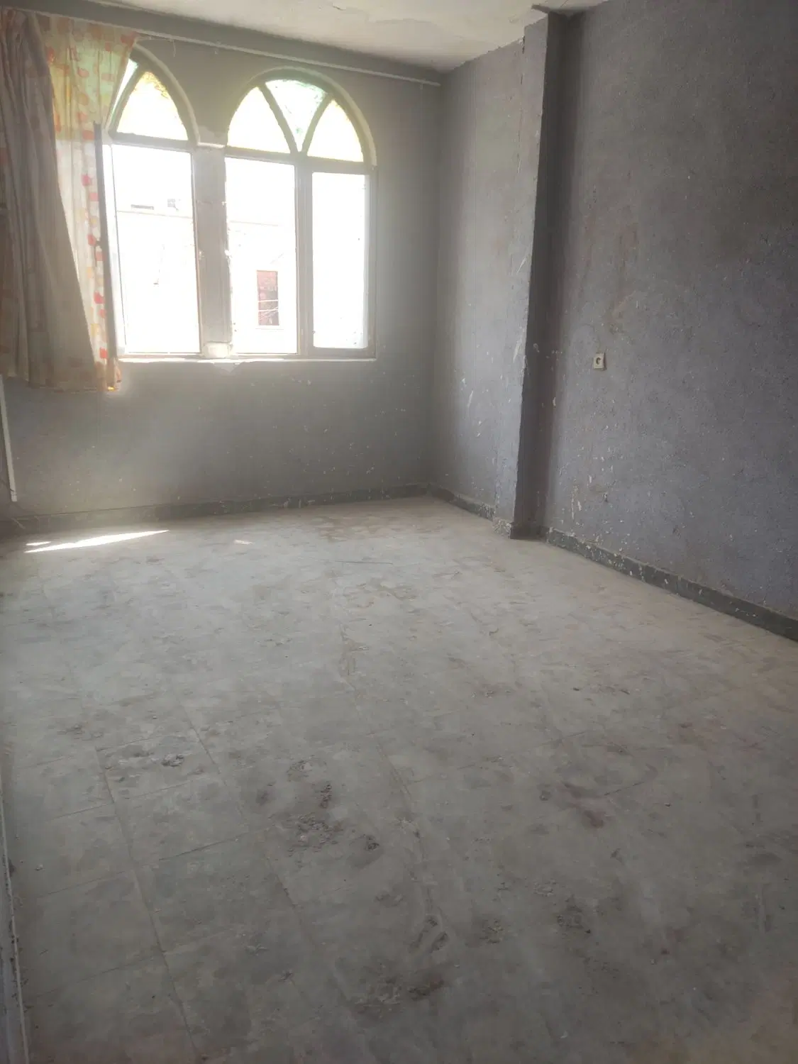 اتاق اجاره  ای جهت دفترکاریاانبارباقیمت عالی