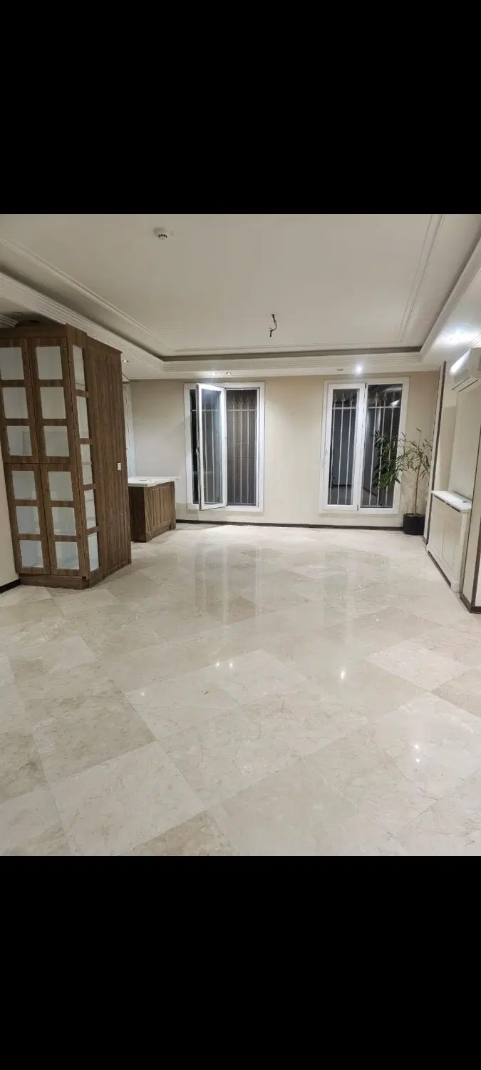 اجاره آپارتمان ۱۱۰ متری در شمال کاخ نیاوران