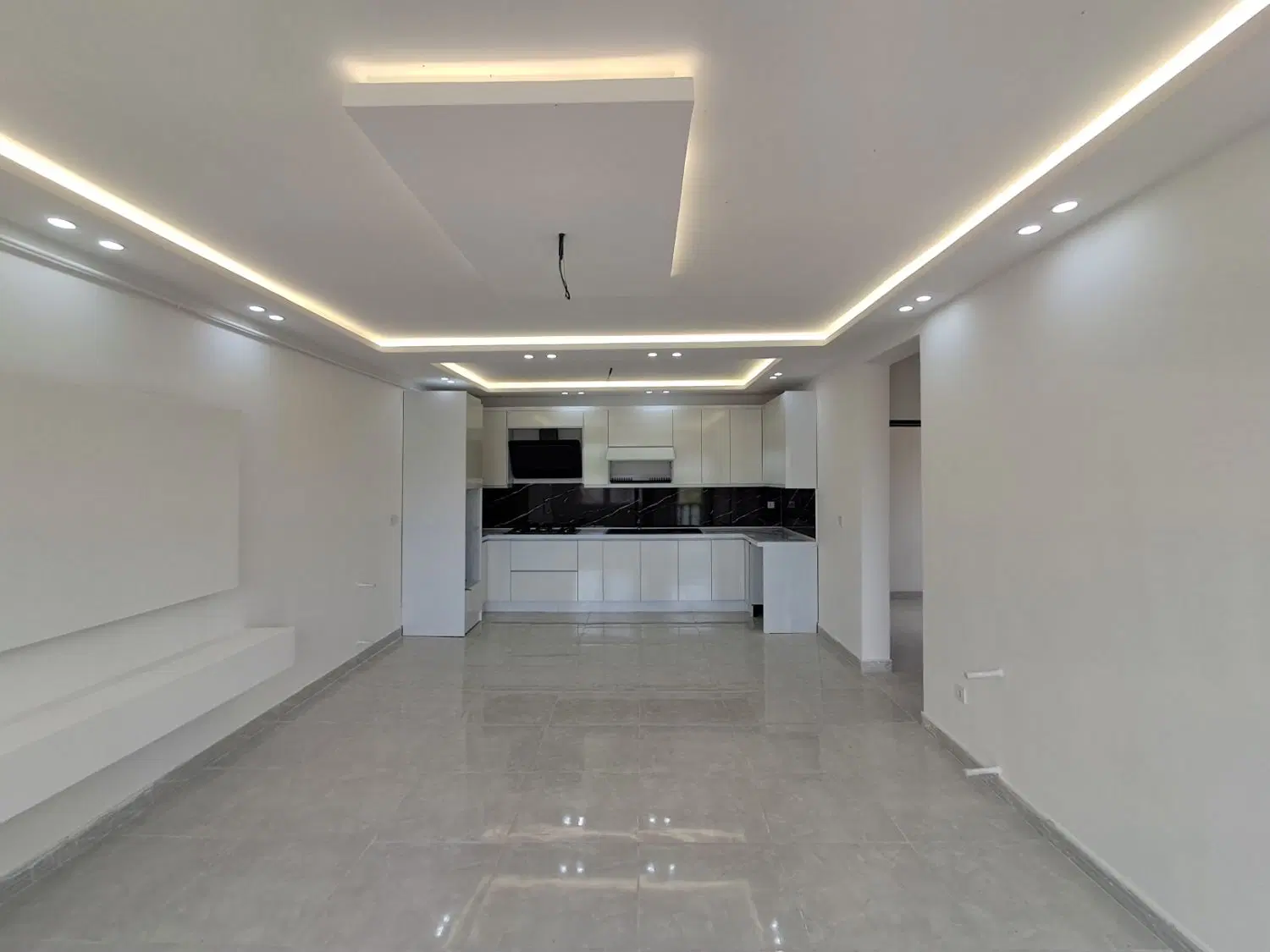 ویلا زیبا ، صفر با نمایی قشنگ
