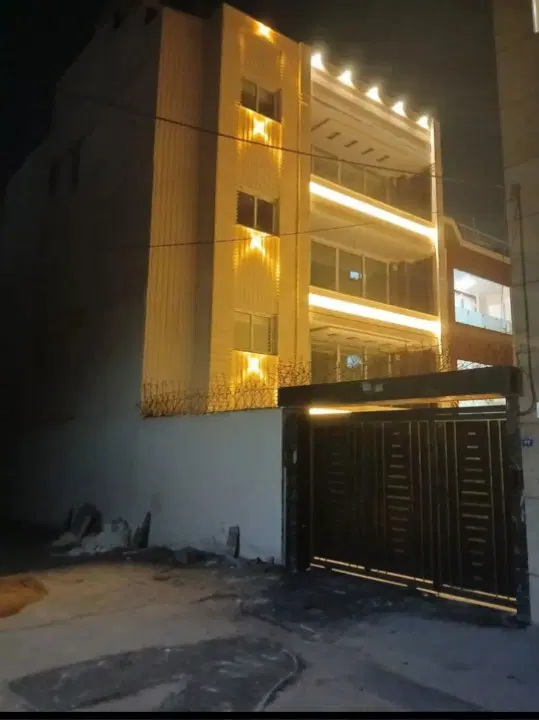 آپارتمان ۱۰۷متری ۲خوابه بلوار ایمان غربی