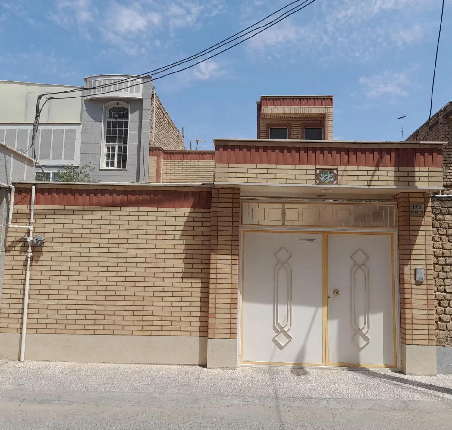 ویلایی بازسازی شده معاوضه با آپارتمان صدمتری نوساز