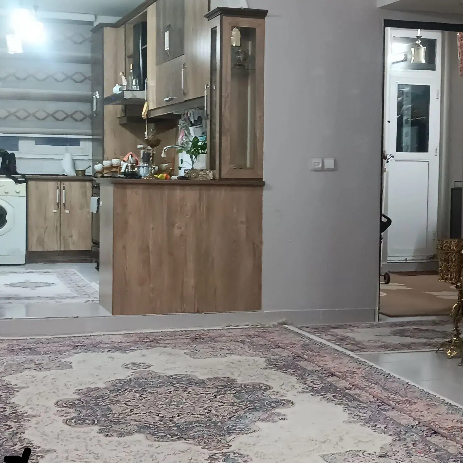 آپارتمان ۶۴ متر حکیم الهی