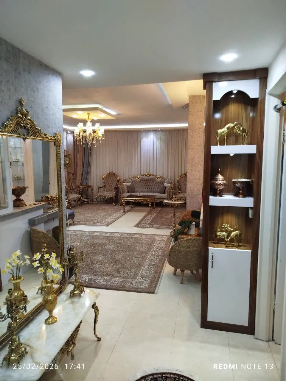 آپارتمان صیاد17 متراژ135متر3خوابه شیک