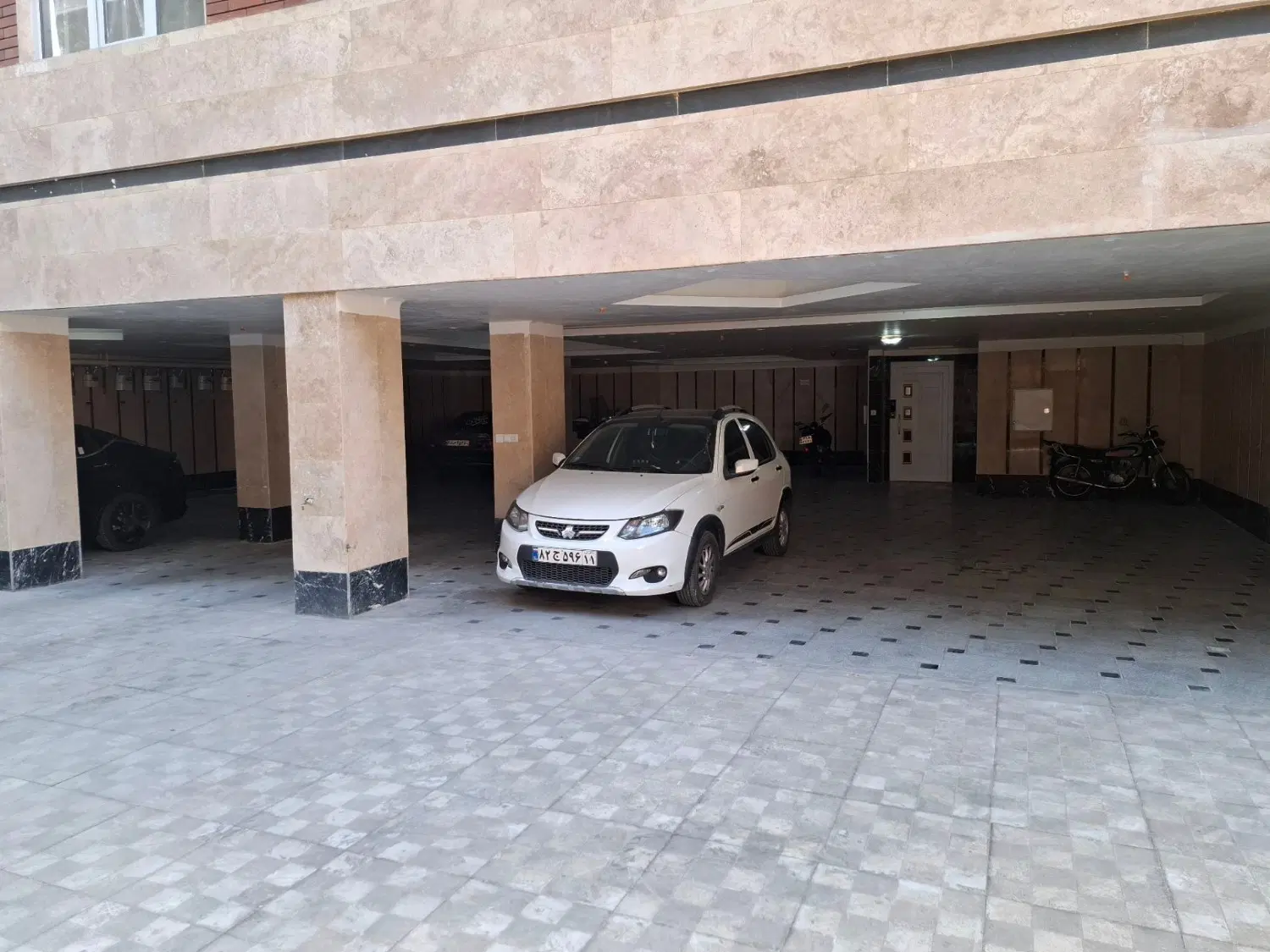 اپارتمان  ۷۰ متری نوساز