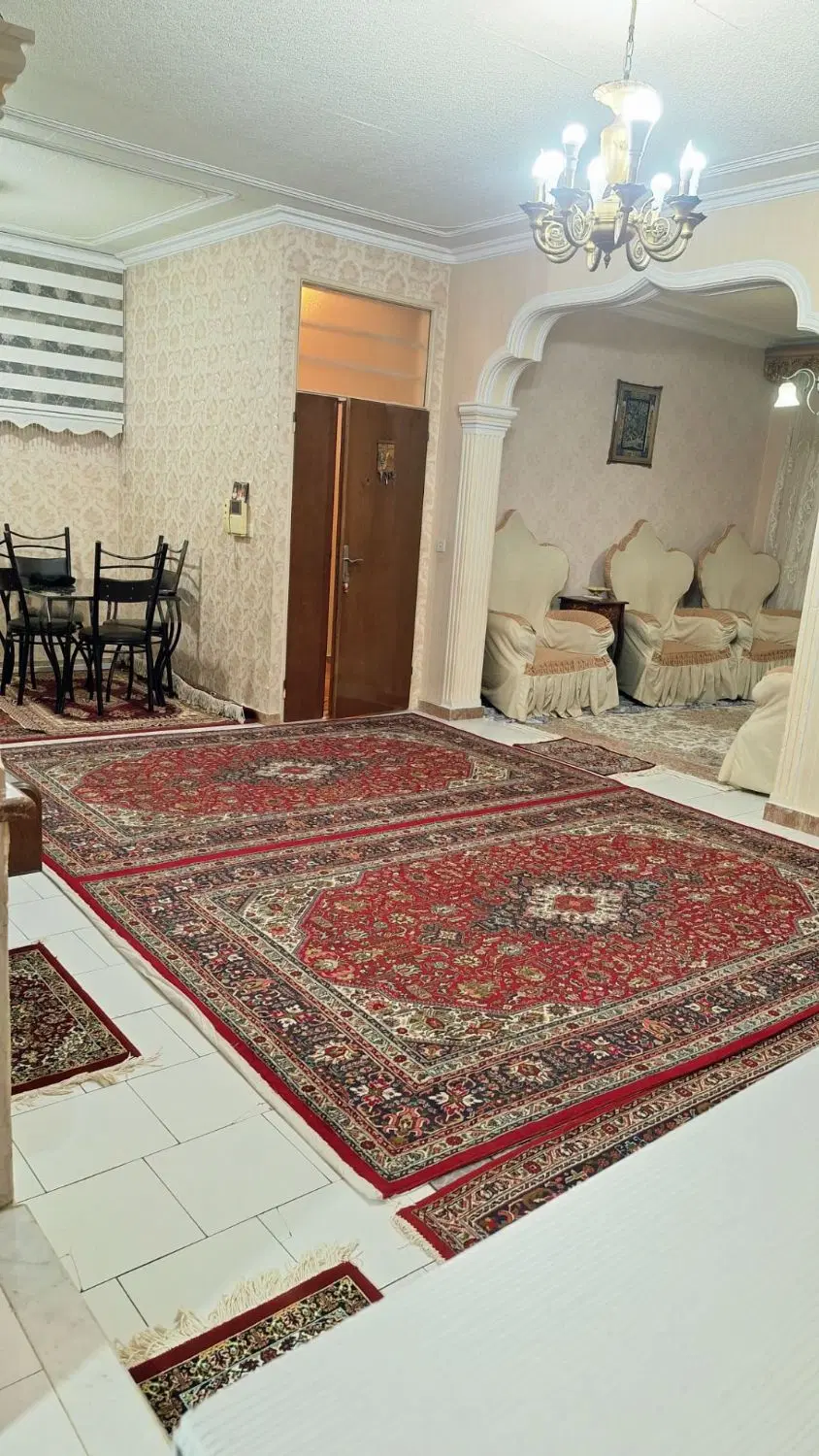 آپارتمان 109متر با 530متر حیاط مشاع