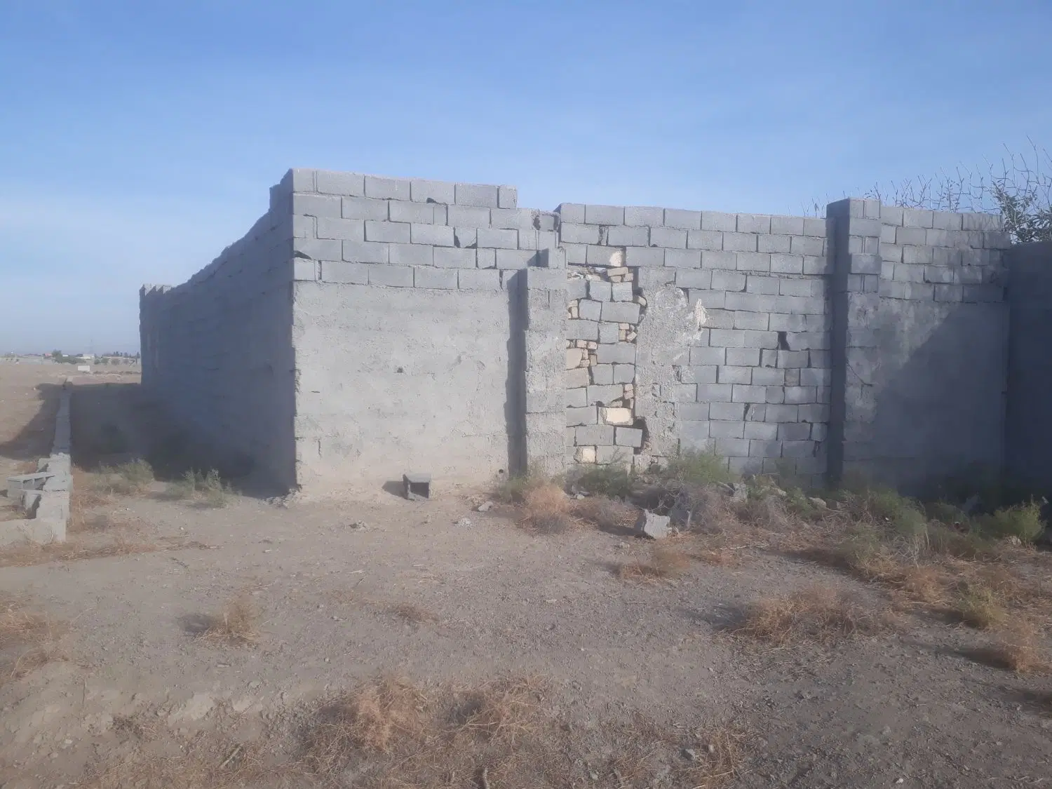 زمین درشاهنامه ۳۶