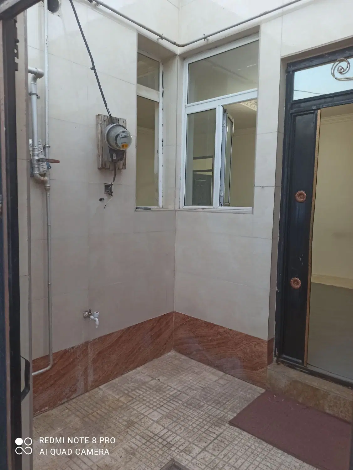 فروش حیاط