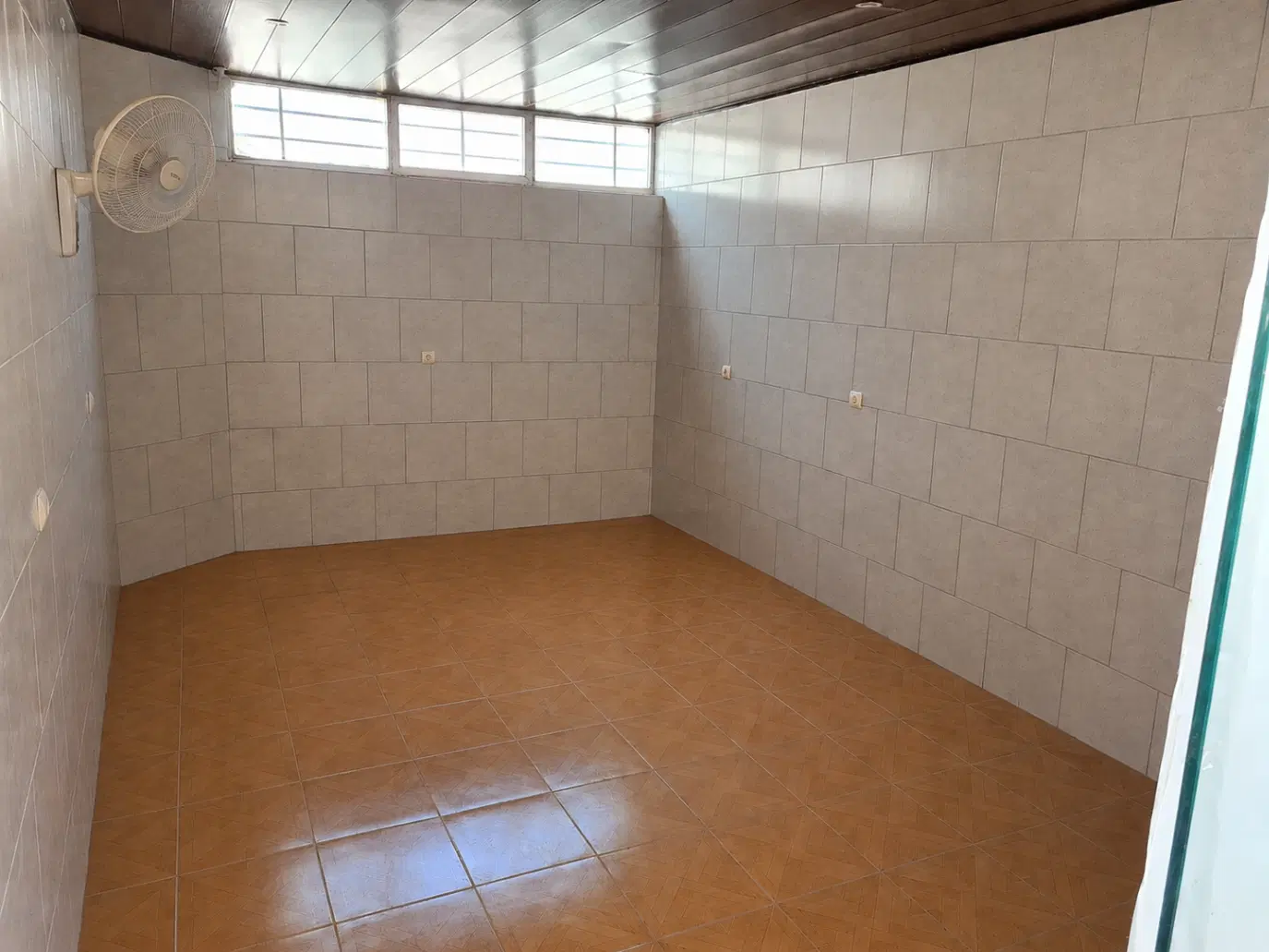 اجاره مغازه 33 متری امکانات فول خیابان رباط دوم